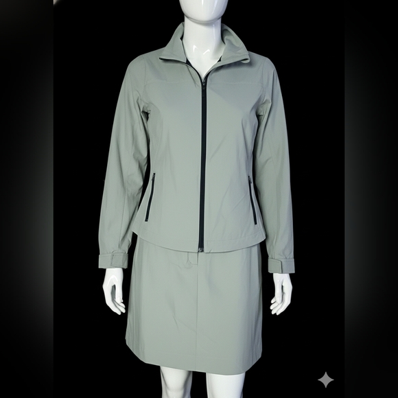 Tilley Jackets & Blazers - Tilleys Women's Jacket And Skirt Outfit.  in Light Gray